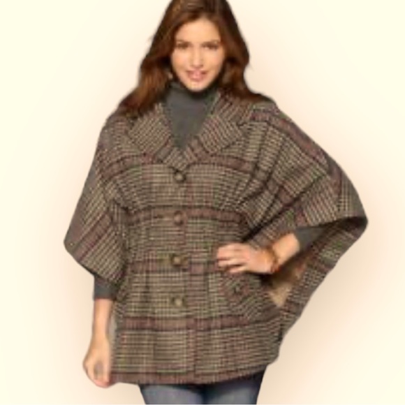 Jolt Jackets & Blazers - JOLT Women’s Plaid Cape Button Up Lined Unique Style Winter Coat Size Large